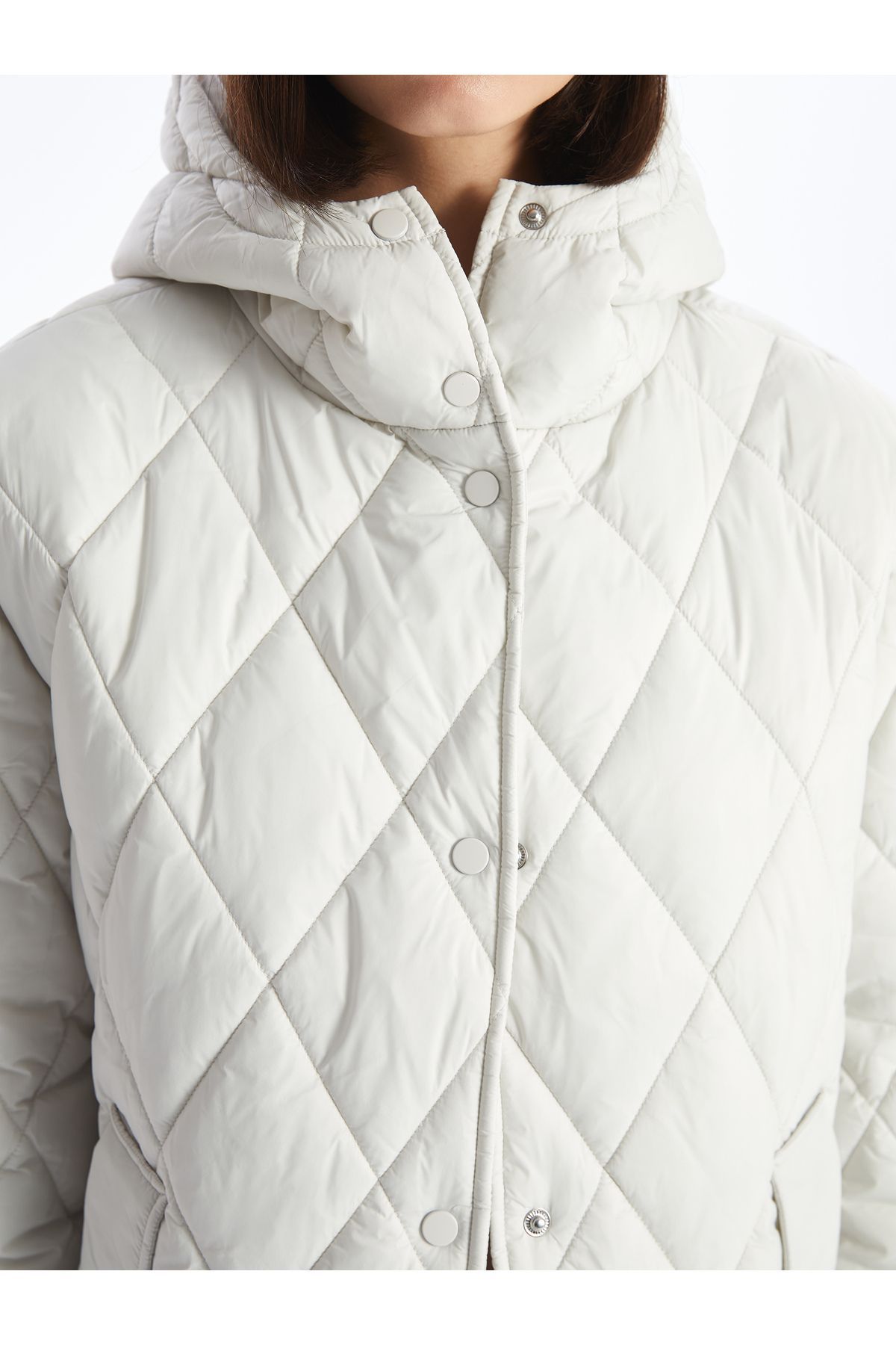 Kapüşonlu Kapitone Oversize Kadın Şişme Mont Kapüşonlu Kapitone Oversize Kadın Şişme Mont