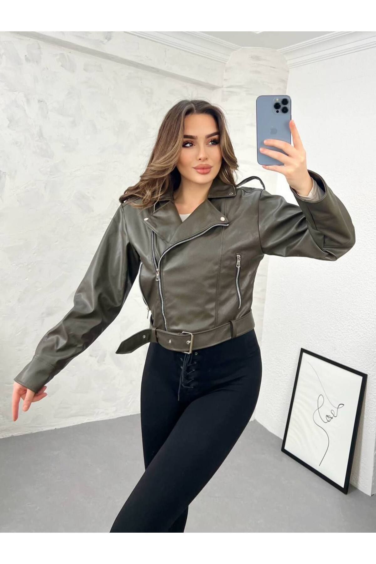 Oversize Kemerli Kadın Tarz Ceket Oversize Kemerli Kadın Tarz Ceket