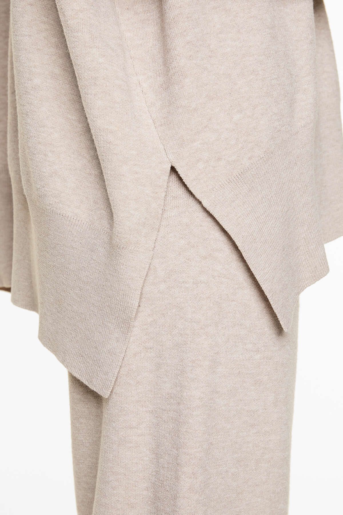 Kapüşonlu triko sweatshirt Kapüşonlu triko sweatshirt
