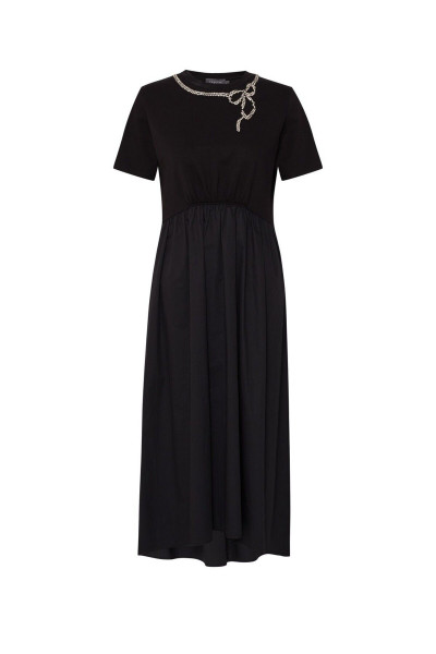 Yakası İşlemeli Maxi Elbise Yakası İşlemeli Maxi Elbise