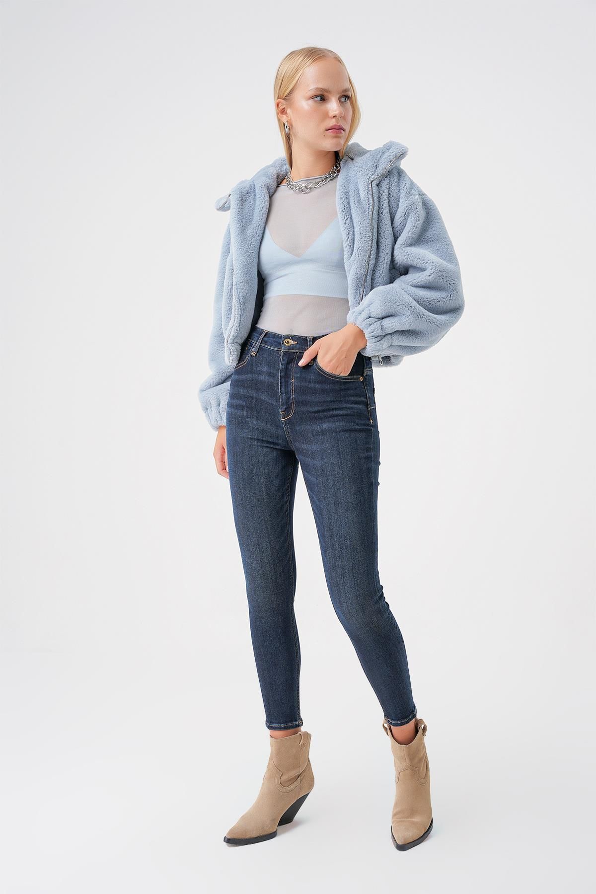 Koyu Mavi Vintage Şekillendiren Etki Push Up Yuksek Bel Skinny Jean Koyu Mavi Vintage Şekillendiren Etki Push Up Yuksek Bel Skinny Jean