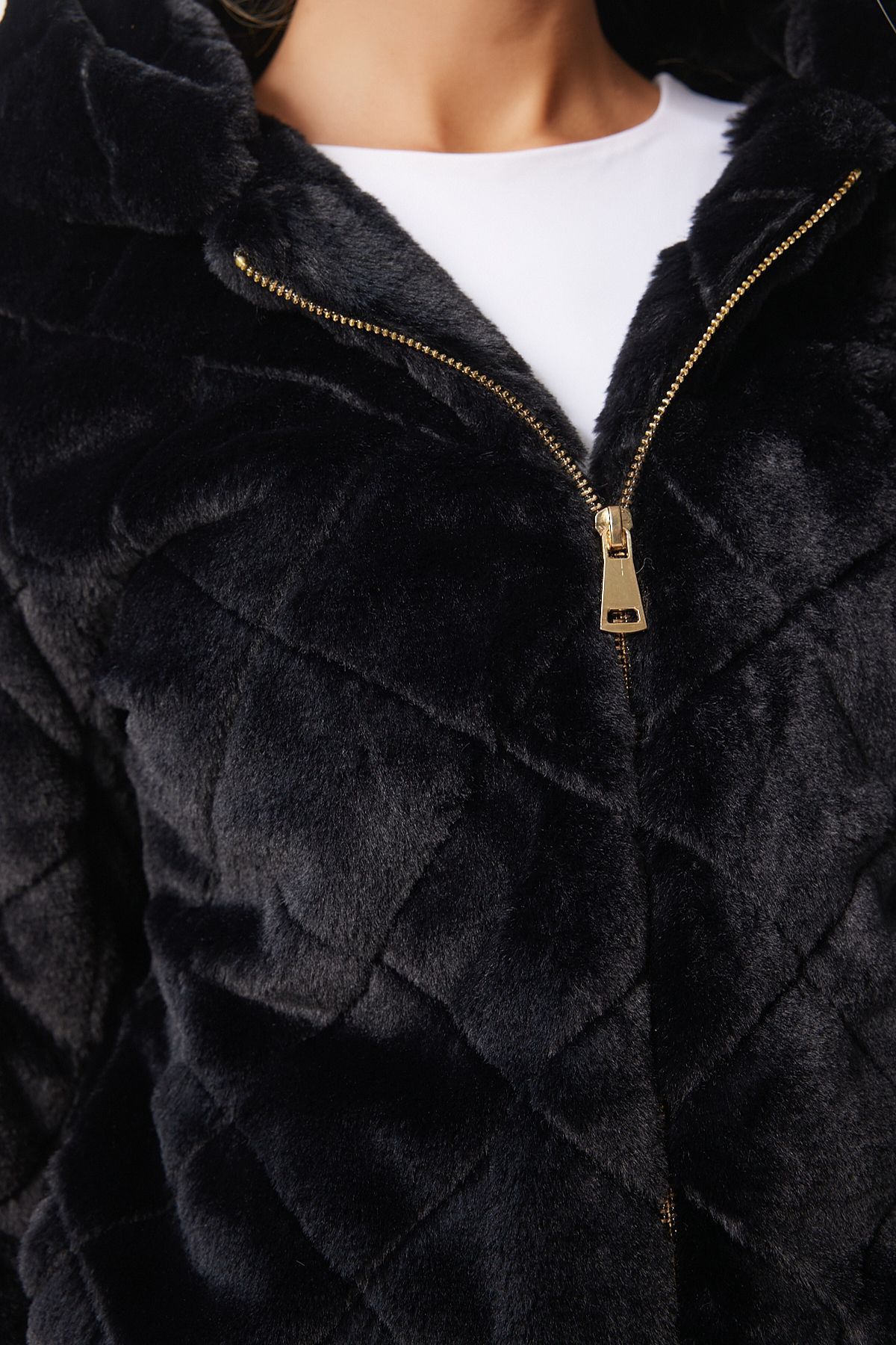 Tüylü Kapüşonlu Oversize Mont SİYAH LRV0062 Tüylü Kapüşonlu Oversize Mont SİYAH LRV0062