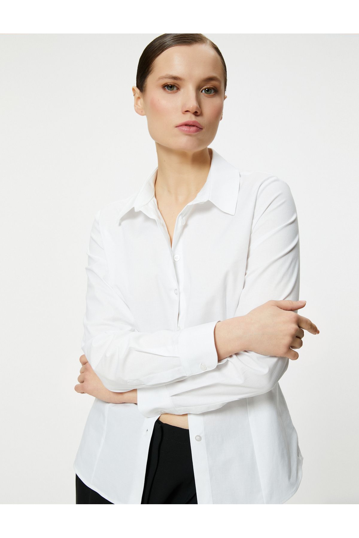 Uzun Kollu Gömlek Düğmeli Slim Fit Uzun Kollu Gömlek Düğmeli Slim Fit