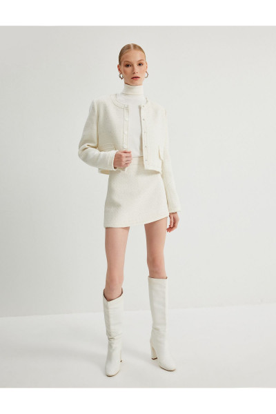 Parıltılı Yuvarlak Yaka Cepli Çıt Çıt Düğme Detaylı Kısa Tüvit Ceket