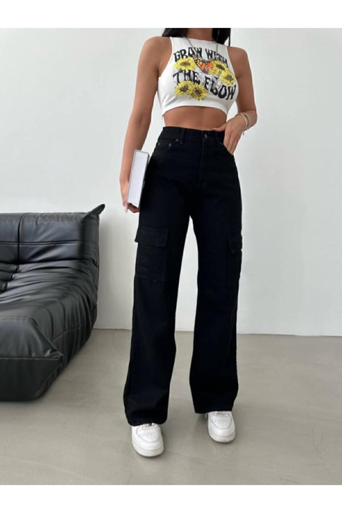 Siyah Solmaz Altı Cep Kargo Pantolon Yüksek Bel Wide Leg Siyah Solmaz Altı Cep Kargo Pantolon Yüksek Bel Wide Leg