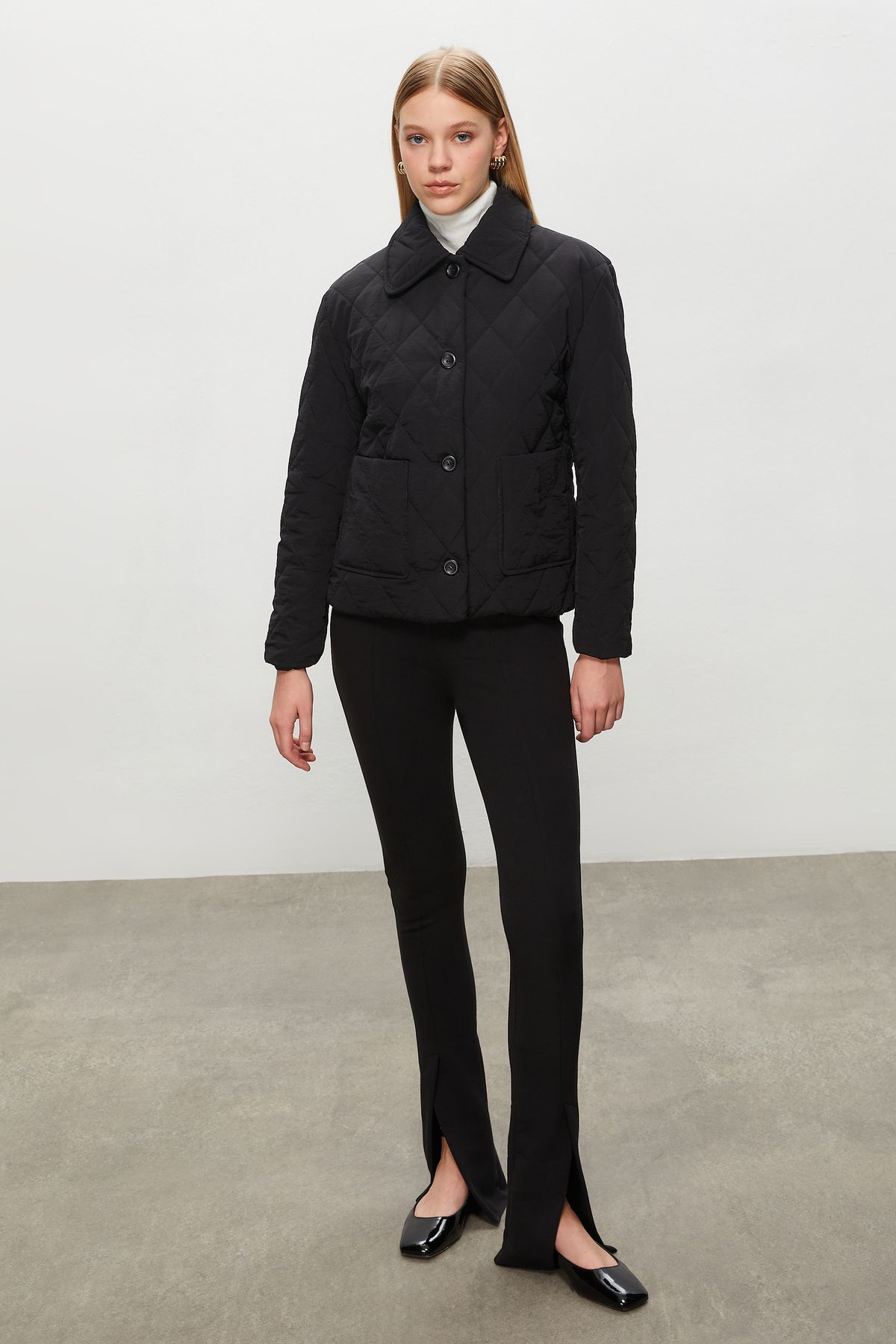 KAPİTONELİ MONT KAPİTONELİ MONT