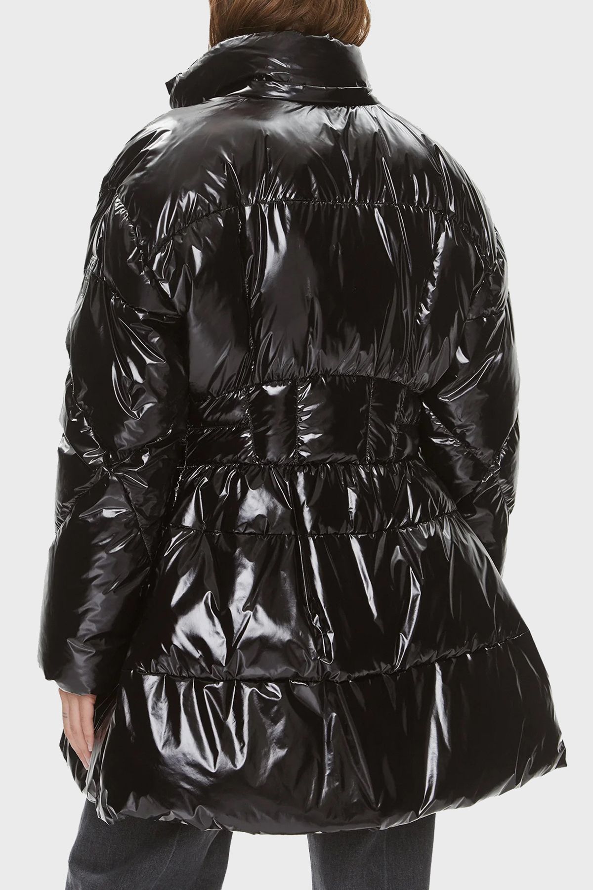 Pinko Regular Fit Kapüşonlu Parlak Şişme Mont MONT 101595 A00N Z99 Pinko Regular Fit Kapüşonlu Parlak Şişme Mont MONT 101595 A00N Z99