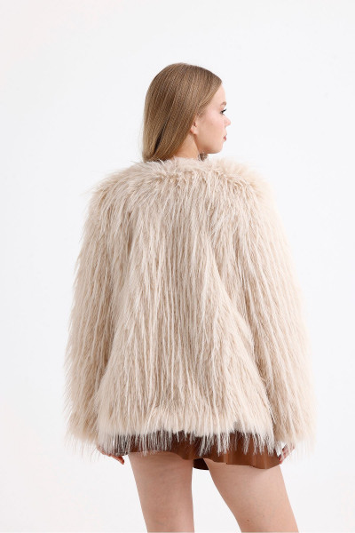 Uzun Tüylü Kürk Ceket Mont Uzun Tüylü Kürk Ceket Mont