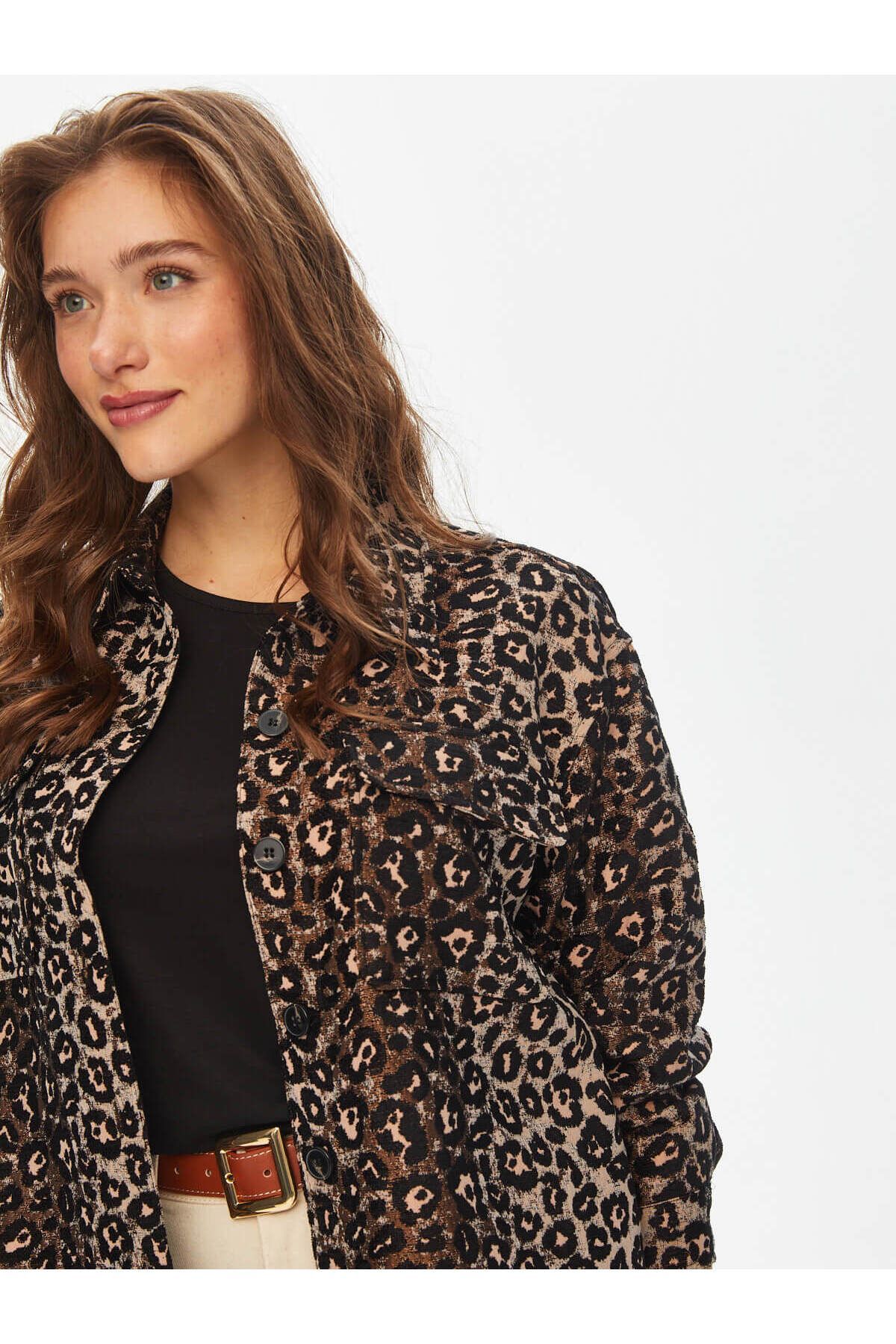 Leopar Desen Kendinden Jakarlı Ceket 69614 Leopar Desen Kendinden Jakarlı Ceket 69614