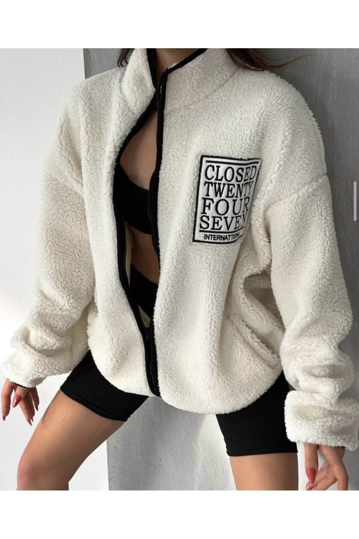 Unisex Bay uyumlu nakışlı pelus closed Ceket Unisex Bay uyumlu nakışlı pelus closed Ceket