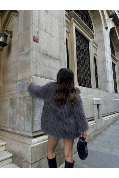 UZUN ŞAL YAKA KÜRK UZUN ŞAL YAKA KÜRK