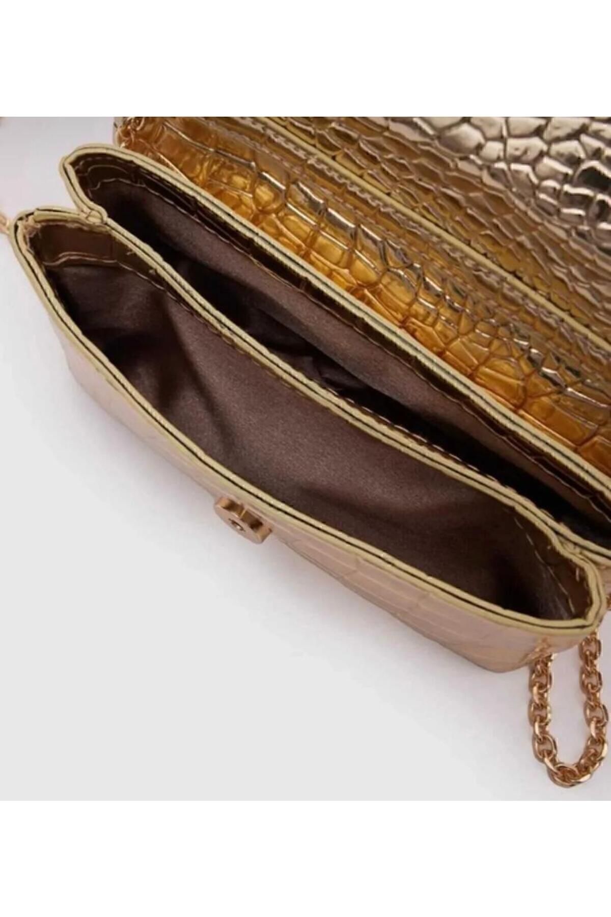 Stores Kadın Kroko Desen Zincir Askılı Mini Çapraz Çanta Stores Kadın Kroko Desen Zincir Askılı Mini Çapraz Çanta