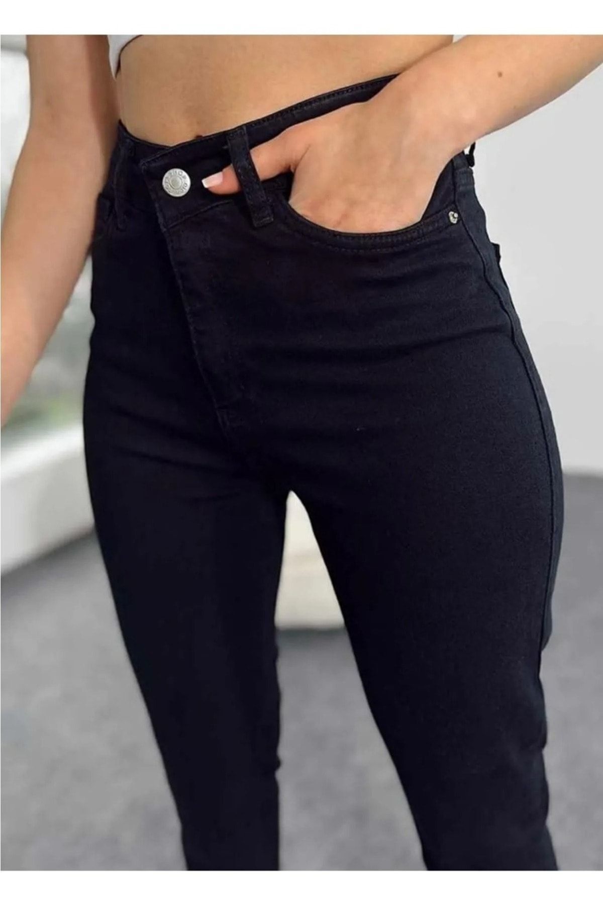 Yüksek Bel Paçası Kesik Boyfit Jean Bej Yüksek Bel Paçası Kesik Boyfit Jean Bej