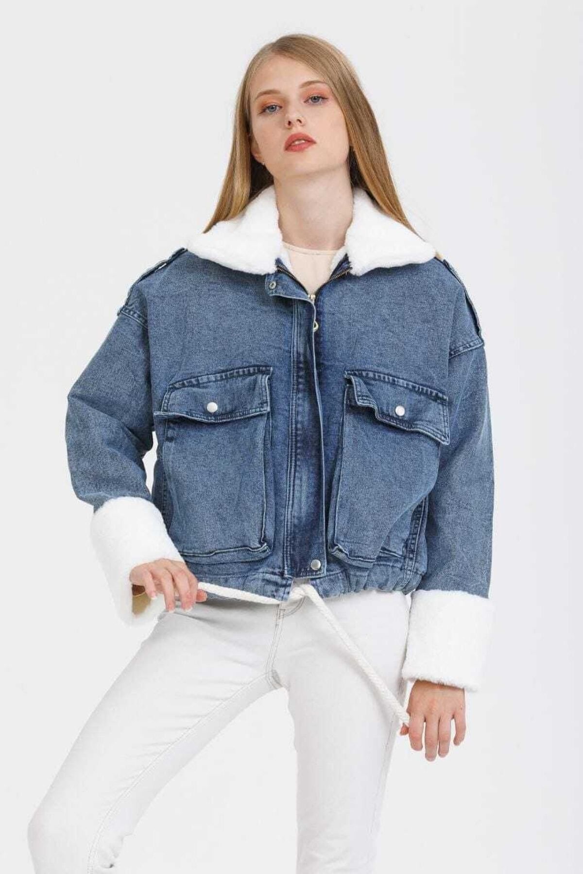 Yakası Kolları Ve Içi Kürklü Kot Ceket Yakası Kolları Ve Içi Kürklü Kot Ceket