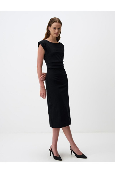 Siyah Yuvarlak Yaka Dar Kesim Midi Elbise