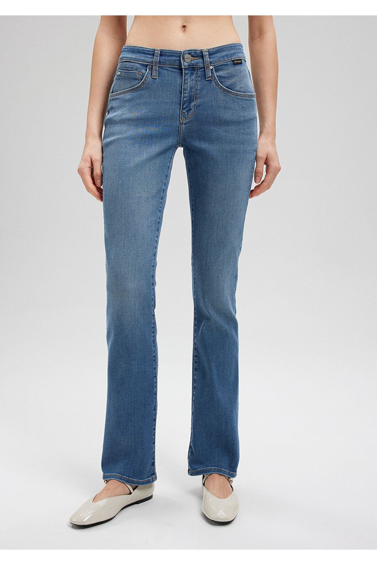 Mona Gold Klasik Gölgeli İndigo Mavisi Jean Pantolon 1049784195 Mona Gold Klasik Gölgeli İndigo Mavisi Jean Pantolon 1049784195