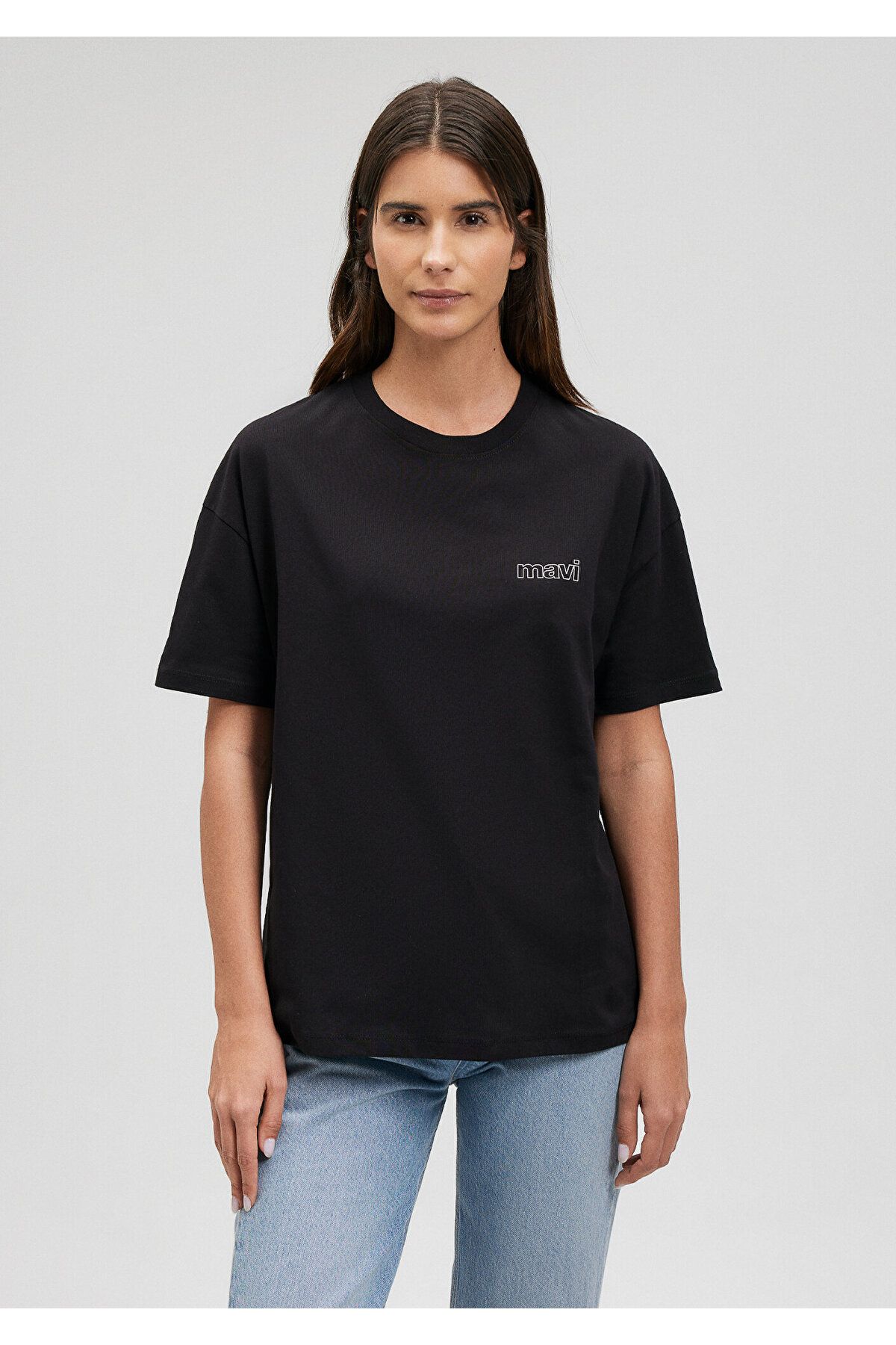 Logo Baskılı Siyah Tişört Loose Fit / Bol Rahat Kesim 1611309-900 Logo Baskılı Siyah Tişört Loose Fit / Bol Rahat Kesim 1611309-900