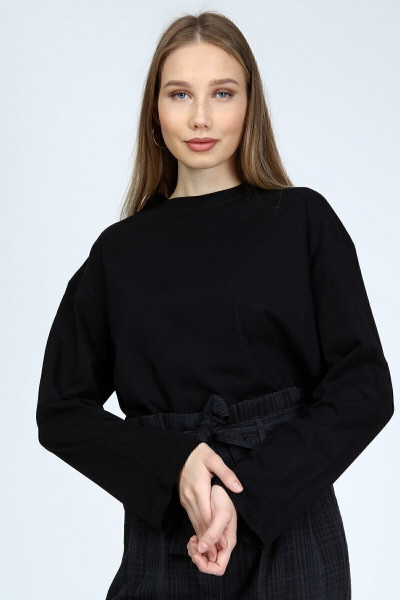 Plume Kadın Siyah Uzun Kollu Bisiklet Yaka Basic Oversize T-shirt Plume Kadın Siyah Uzun Kollu Bisiklet Yaka Basic Oversize T-shirt