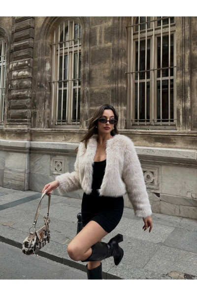 YAKASIZ İTHAL KÜRK YAKASIZ İTHAL KÜRK