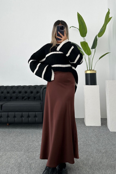 Kahverengi Saten Kumaş Beli Lastikli Uzun Çan Etek 96 Cm Kahverengi Saten Kumaş Beli Lastikli Uzun Çan Etek 96 Cm