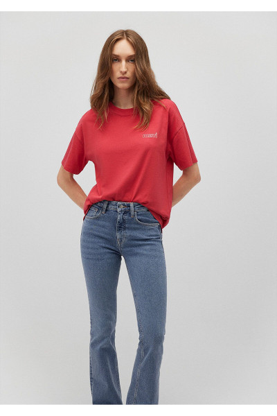 Logo Baskılı Kırmızı Tişört Loose Fit / Bol Rahat Kesim 1611309-70985 Logo Baskılı Kırmızı Tişört Loose Fit / Bol Rahat Kesim 1611309-70985