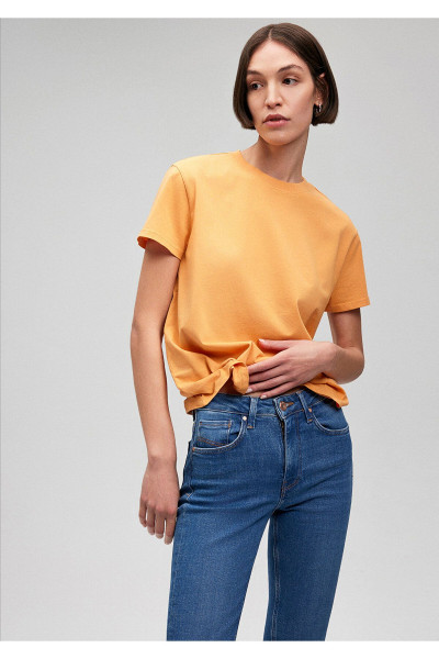 Turuncu Basic Tişört Regular Fit / Normal Kesim 1600955-71405 Turuncu Basic Tişört Regular Fit / Normal Kesim 1600955-71405