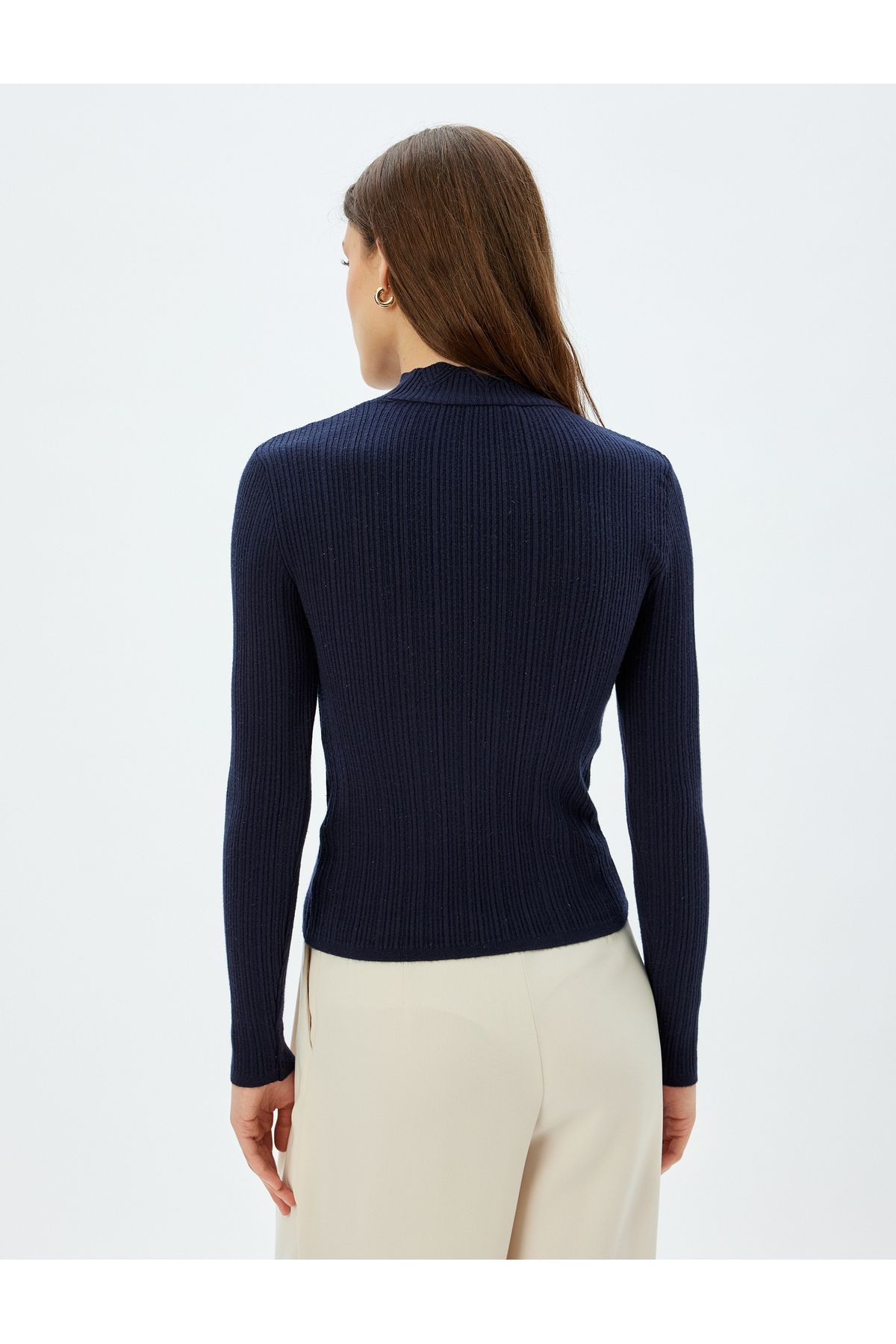 Triko Kazak Slim Fit Hafif Dik Yaka Uzun Kollu Triko Kazak Slim Fit Hafif Dik Yaka Uzun Kollu