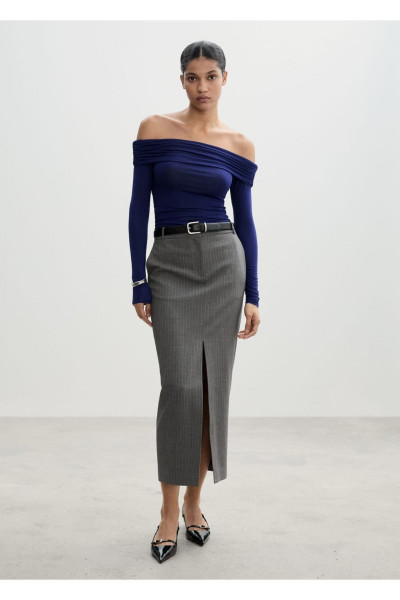 Omuzları açık tişört Omuzları açık tişört