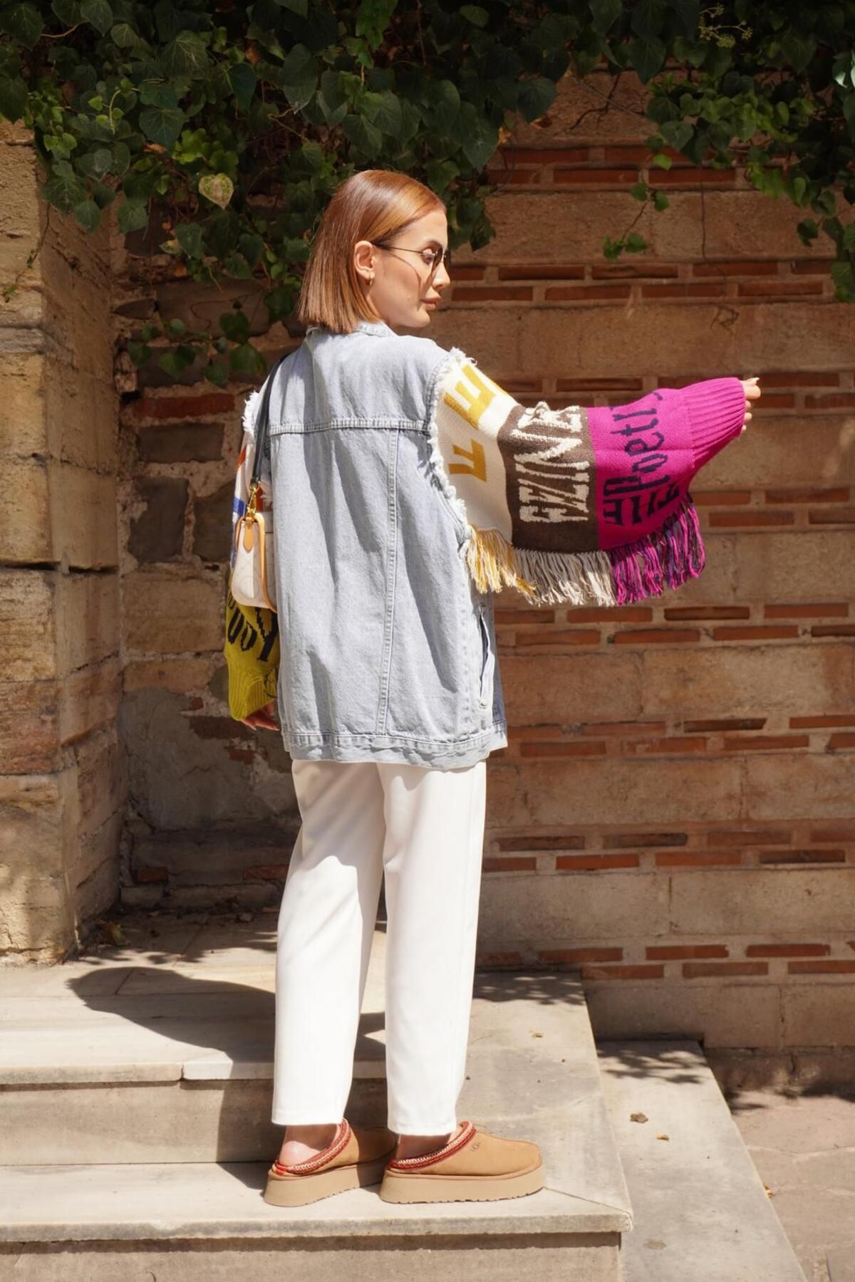 Tasarım Triko Kol Detaylı Denim Ceket Tasarım Triko Kol Detaylı Denim Ceket