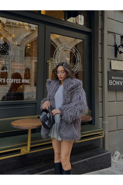 UZUN ŞAL YAKA KÜRK UZUN ŞAL YAKA KÜRK