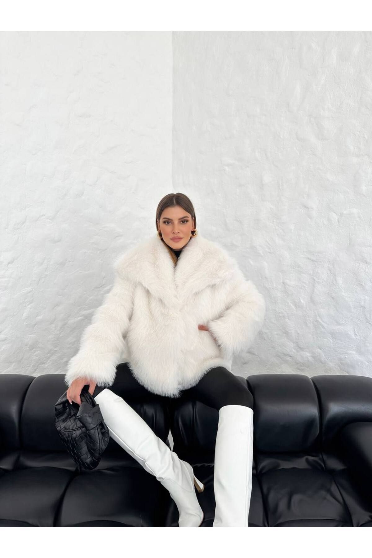 Yeni Sezon Şal Yaka Premium Suni Kürk Mont Yeni Sezon Şal Yaka Premium Suni Kürk Mont
