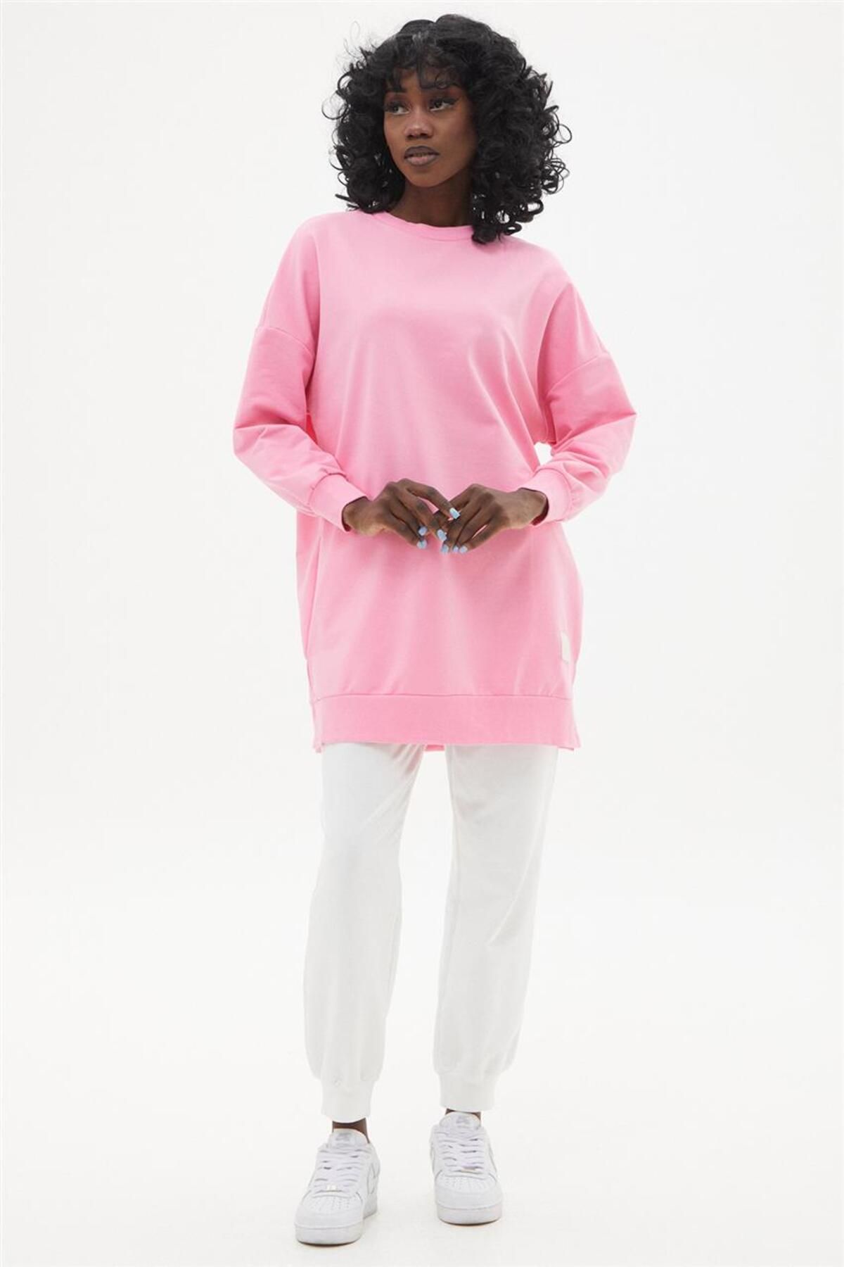Sıfır Yaka Oversize Pembe Sweatshirt Sıfır Yaka Oversize Pembe Sweatshirt