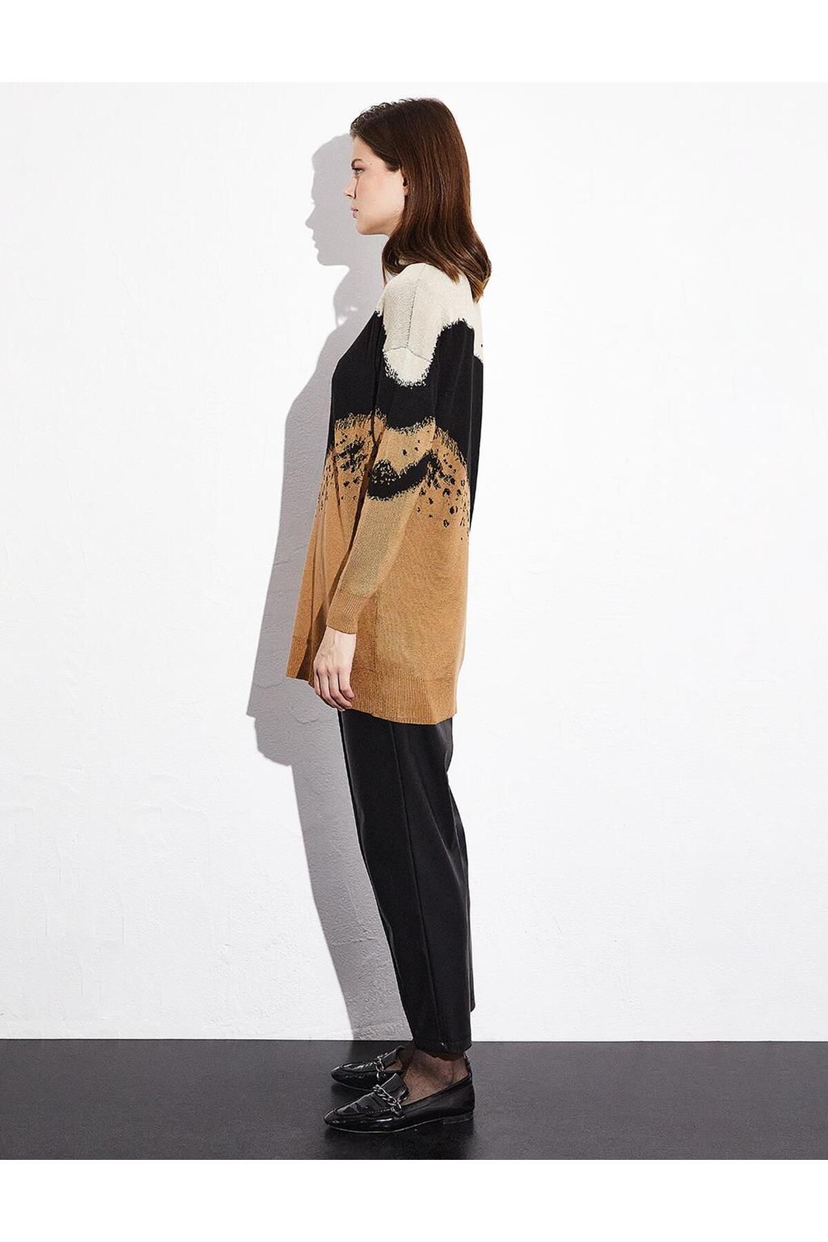Soyut Desenli Renkli Triko Tunik Camel Soyut Desenli Renkli Triko Tunik Camel