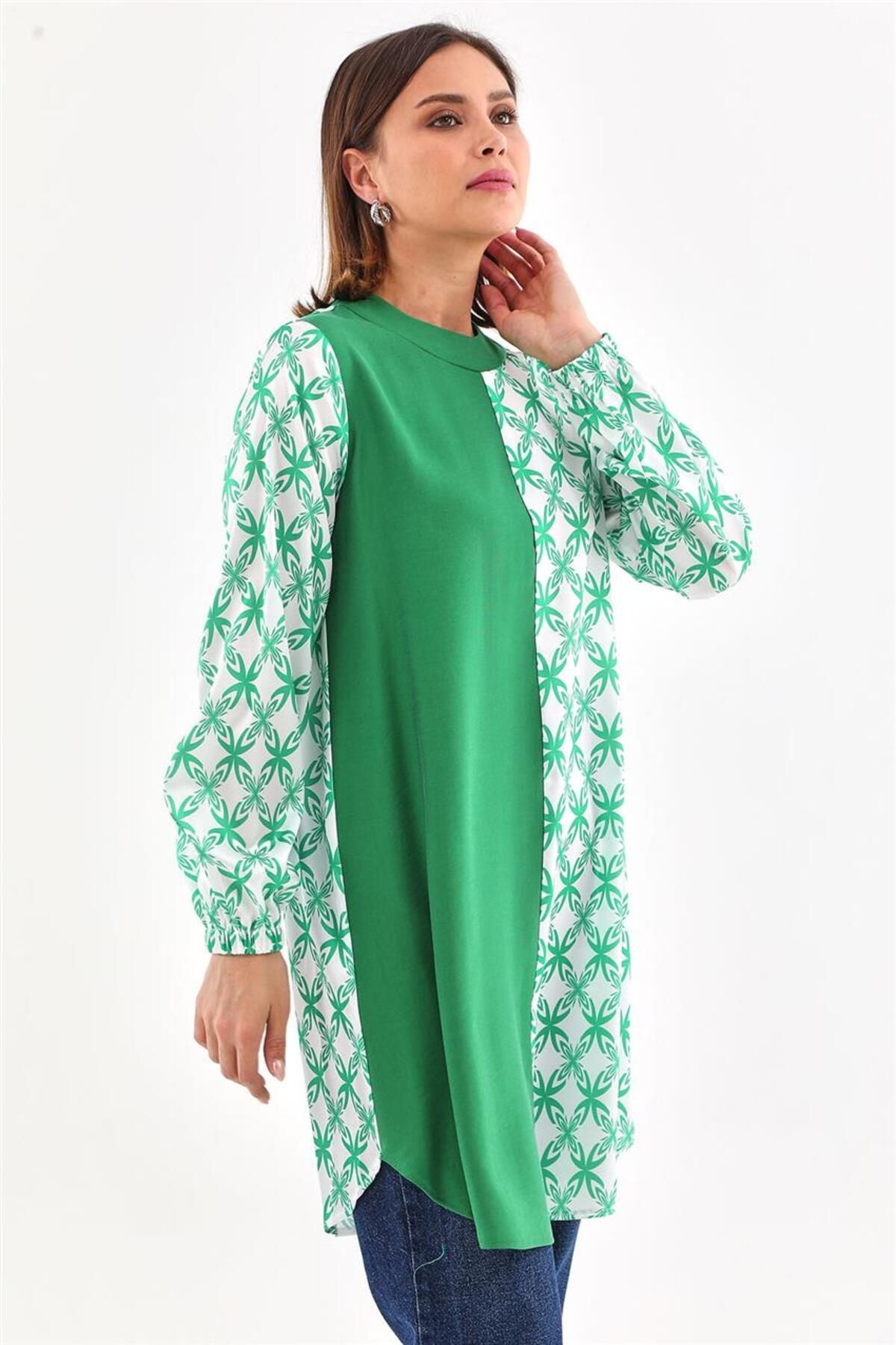 Karma Desen Garnili Yeşil Tunik Karma Desen Garnili Yeşil Tunik
