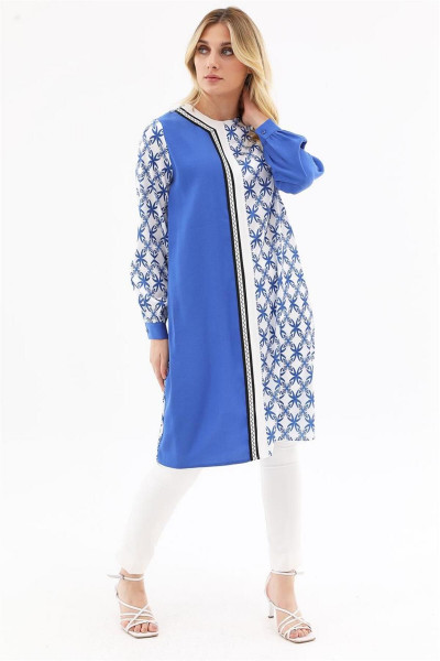 Saten Görünümlü Garnili Saks Tunik Saten Görünümlü Garnili Saks Tunik