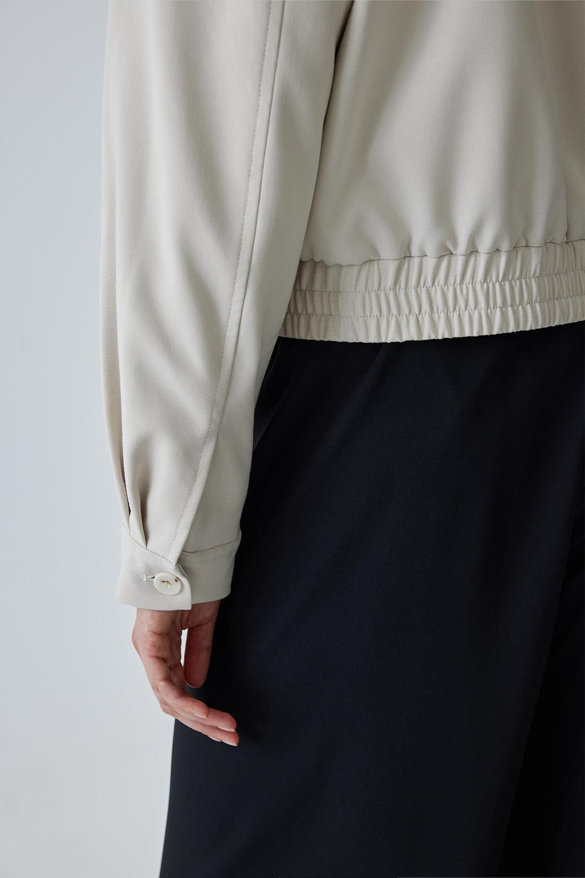 Krem Cooper Crop Bomber Ceket Krem Cooper Crop Bomber Ceket