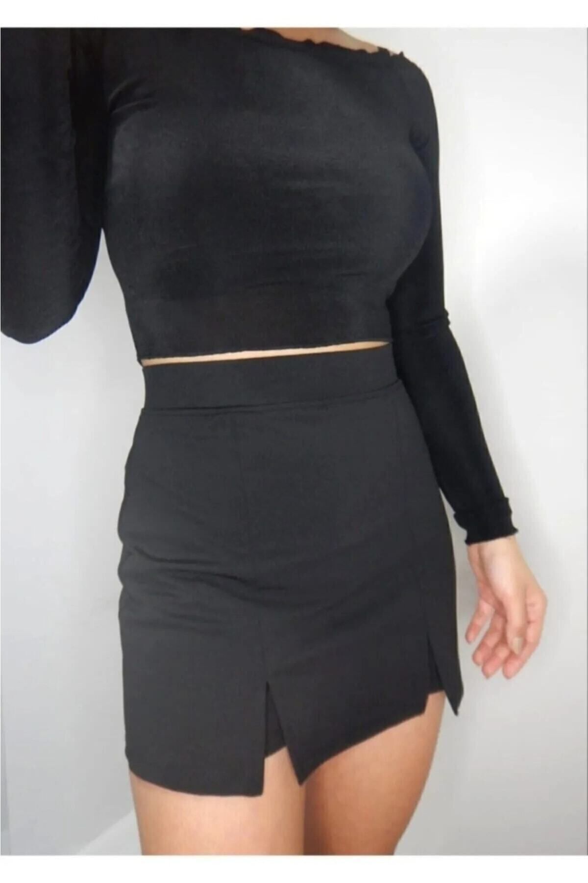 Siyah Mini Yırtmaçlı Şort Etek Çelik Örme Likralı Siyah Mini Yırtmaçlı Şort Etek Çelik Örme Likralı
