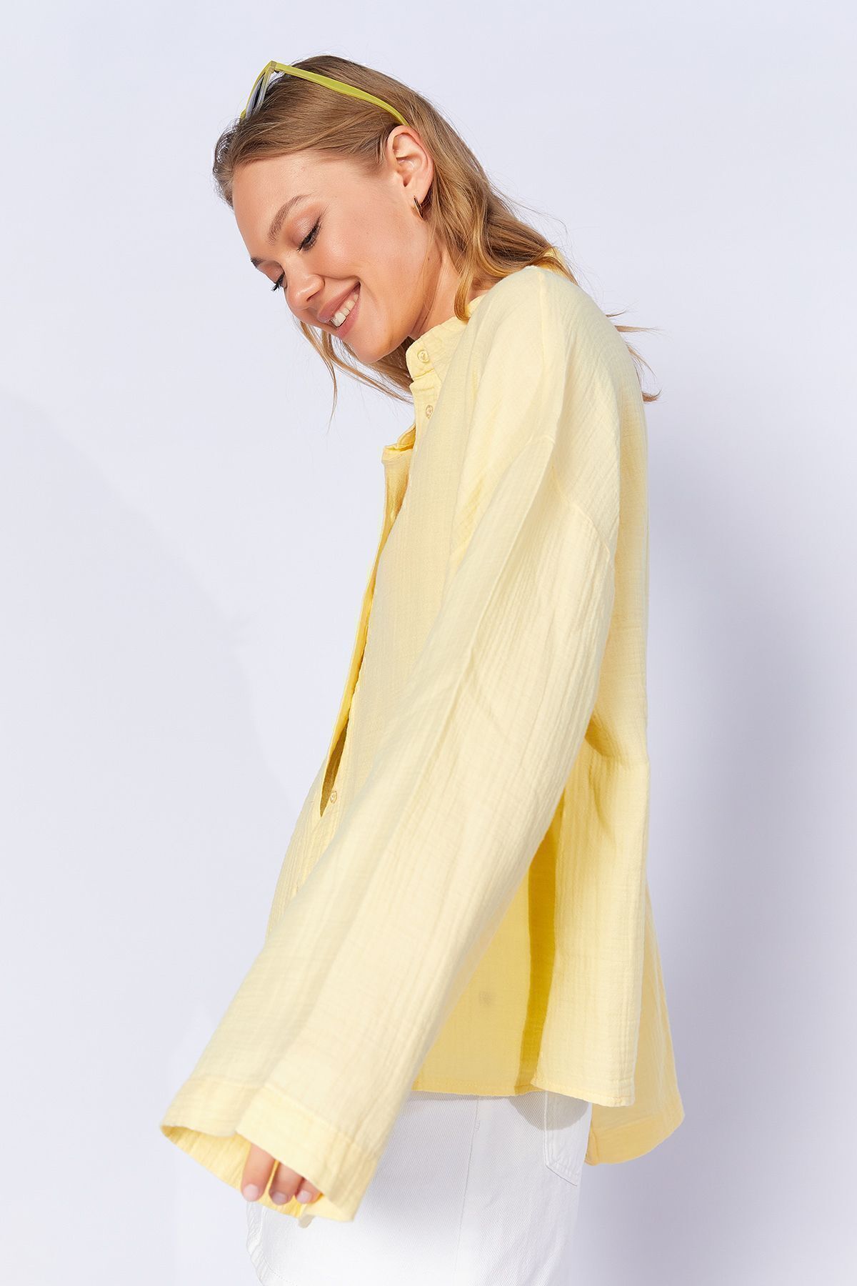 Limon Sarı Kolları Salaş Yıkamalı Müslin Oversize Rahat Kalıp Kadın Basic Gömlek| Mks166881-01-6881 Limon Sarı Kolları Salaş Yıkamalı Müslin Oversize Rahat Kalıp Kadın Basic Gömlek| Mks166881-01-6881