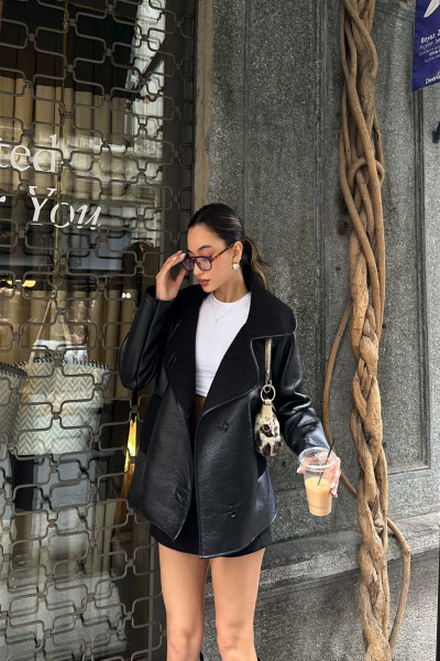 Kadın Siyah Oversize Deri İçi Kürklü Düğmeli Ceket Kadın Siyah Oversize Deri İçi Kürklü Düğmeli Ceket