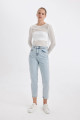 Lina Mom Fit Yüksek Bel Rahat Kalıp Hafif Dar Paça Bilek Boy Jean Yıkamalı Pantolon D4303ax24au Lina Mom Fit Yüksek Bel Rahat Kalıp Hafif Dar Paça Bilek Boy Jean Yıkamalı Pantolon D4303ax24au