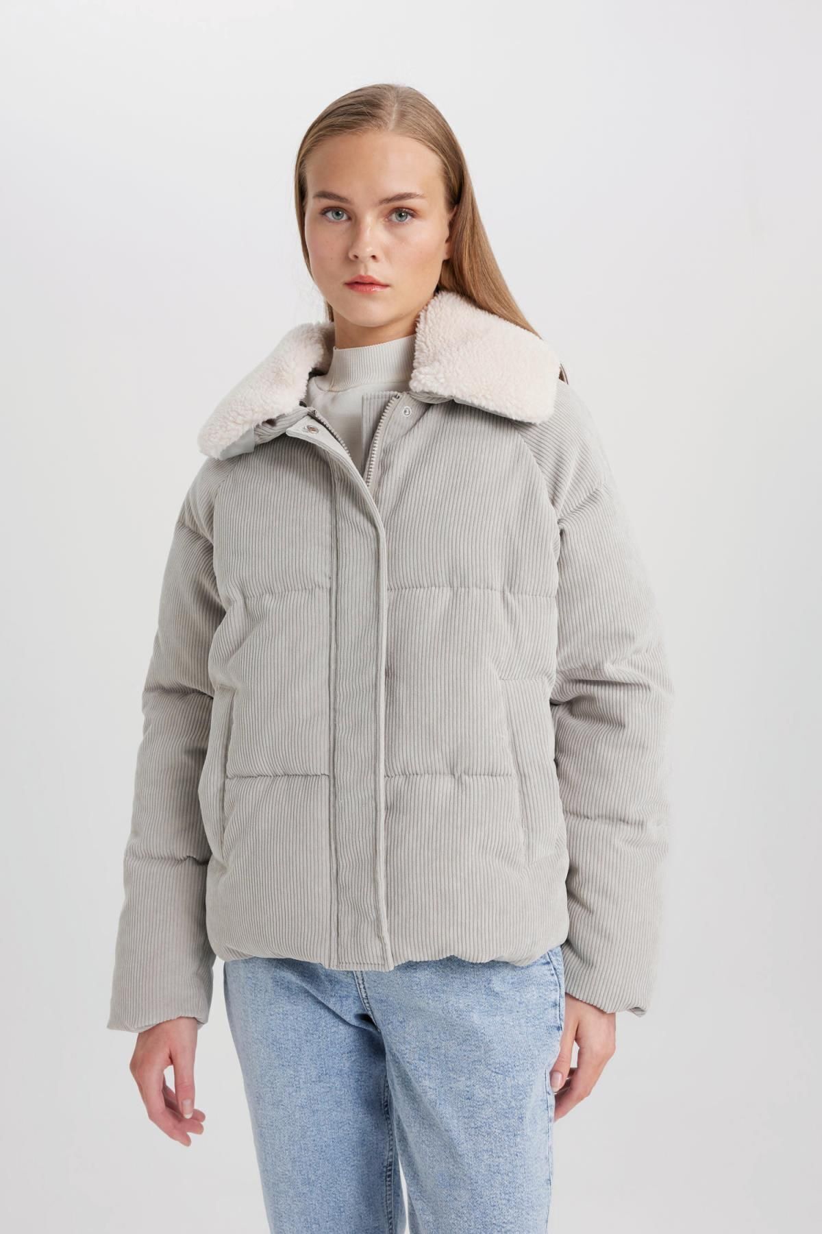 Regular Kalıp Kadife Mont Suni Kürklü Yaka Fermuar Çıtçıtlı Cepli C5160ax23wn Regular Kalıp Kadife Mont Suni Kürklü Yaka Fermuar Çıtçıtlı Cepli C5160ax23wn