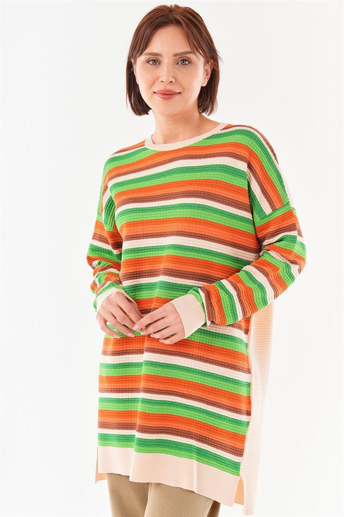 Renkli Sıfır Yaka Bej Rayon Triko Renkli Sıfır Yaka Bej Rayon Triko