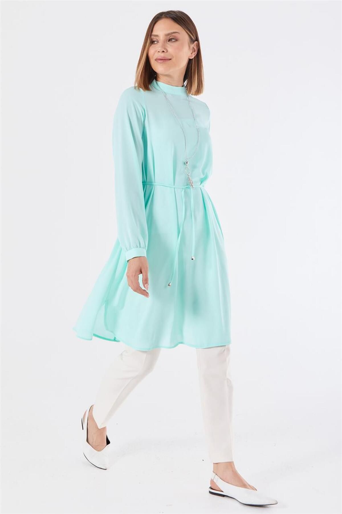 Kolyeli Dik Yaka Mint Tunik Kolyeli Dik Yaka Mint Tunik