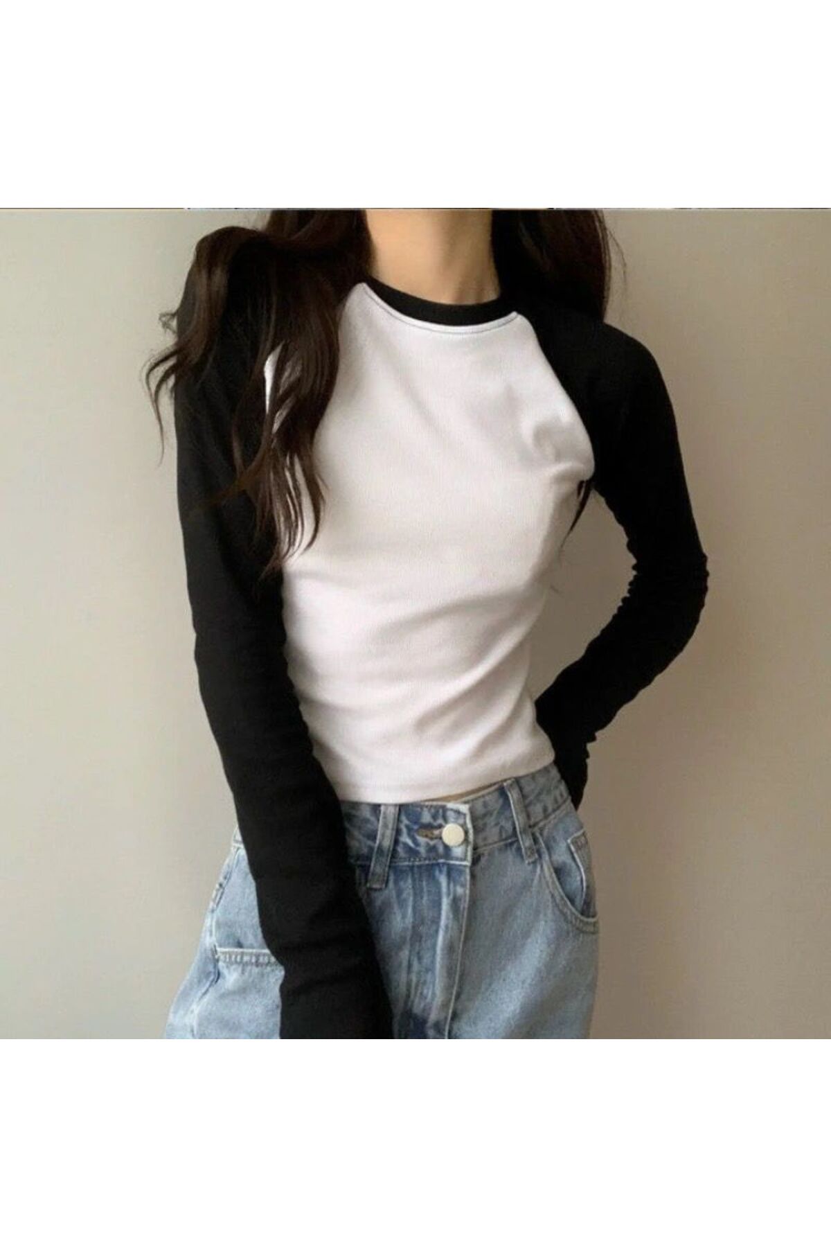 Siyah Raglan Kollu Beyaz Basic Uzun Kollu Crop