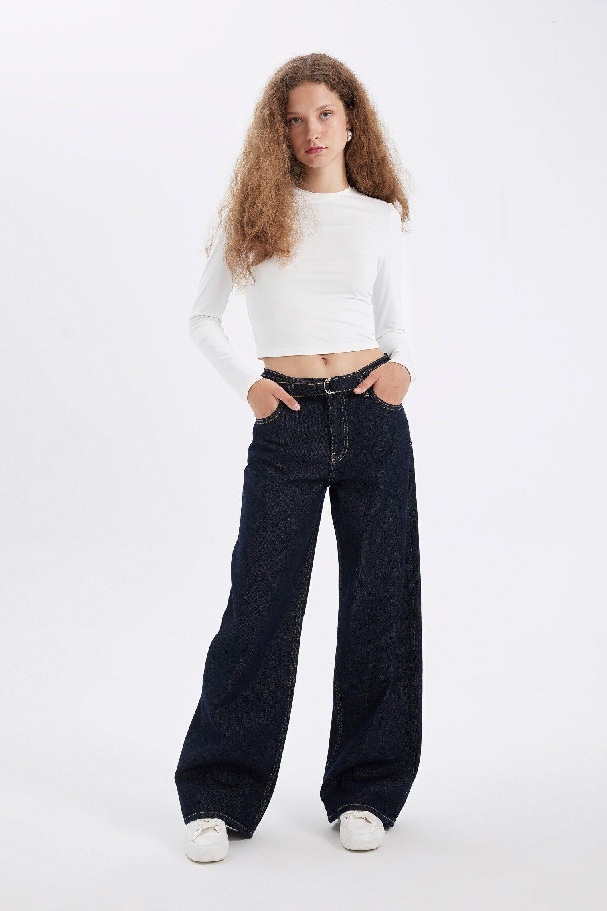 Wide Leg Normal Bel Geniş Paça Uzun Jean Pantolon D3724ax24au Wide Leg Normal Bel Geniş Paça Uzun Jean Pantolon D3724ax24au