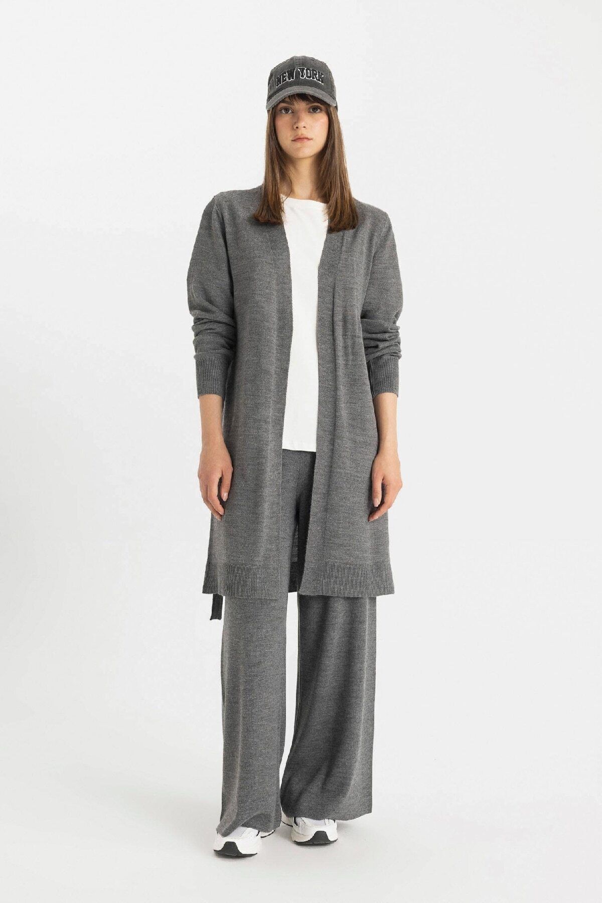 Relax Fit Triko Pantolon Basic Düz Beli Lastikli Geniş Paça V0088az24au Relax Fit Triko Pantolon Basic Düz Beli Lastikli Geniş Paça V0088az24au