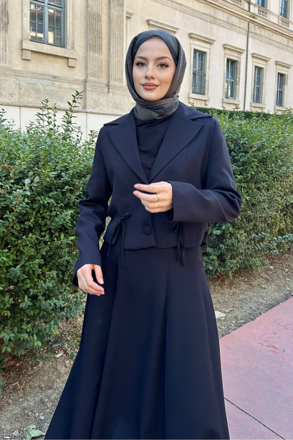 Lyon Fiyonklu Etek Takım - Siyah Lyon Fiyonklu Etek Takım - Siyah