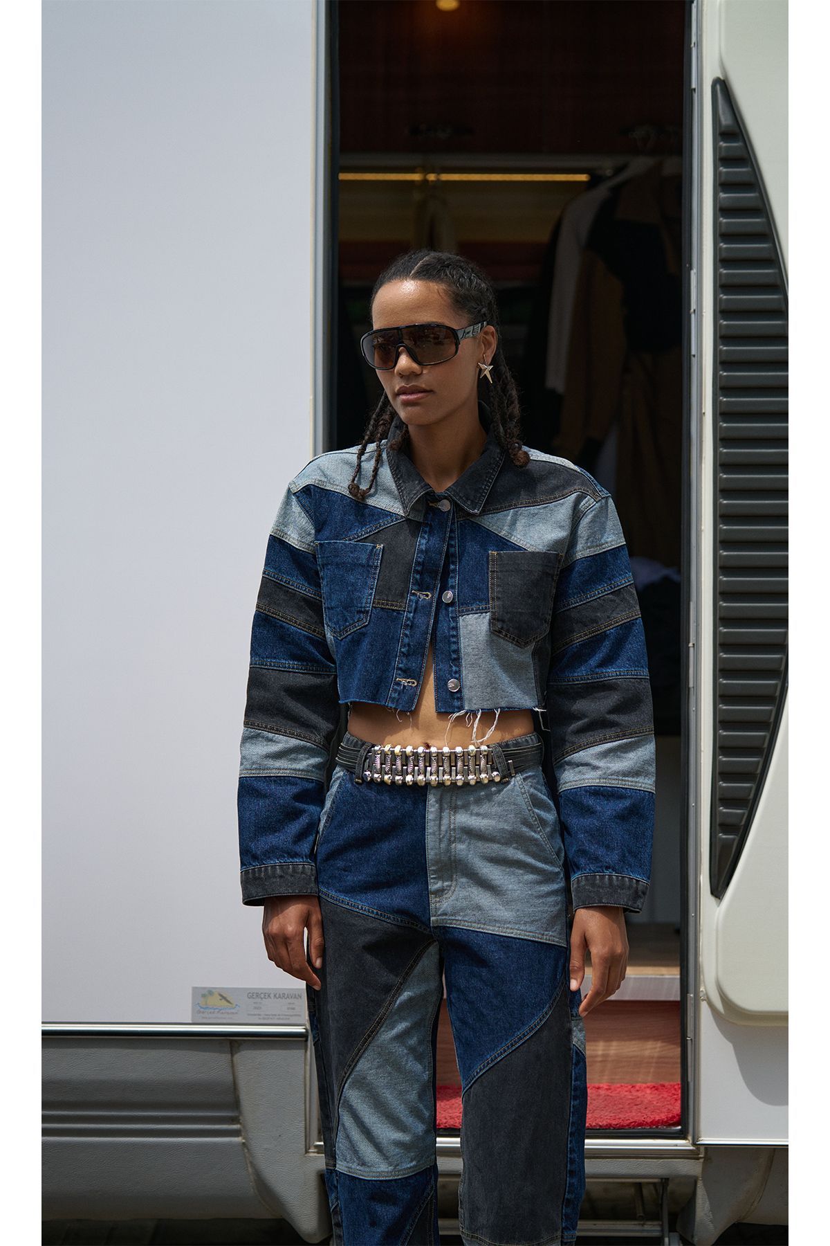 Kadın patch detaylı denim ceket Kadın patch detaylı denim ceket