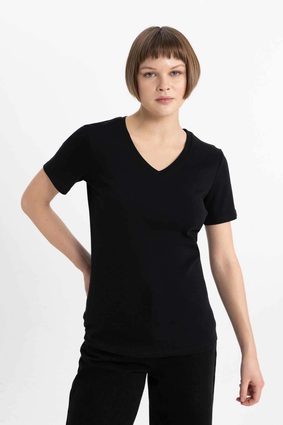 Slim Fit V Yaka Ribana Basic Kısa Kollu Tişört I1080az24sm Slim Fit V Yaka Ribana Basic Kısa Kollu Tişört I1080az24sm