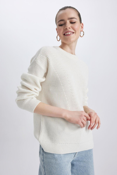 Regular Fit Bisiklet Yaka Basic Kazak H6905az23wn Regular Fit Bisiklet Yaka Basic Kazak H6905az23wn
